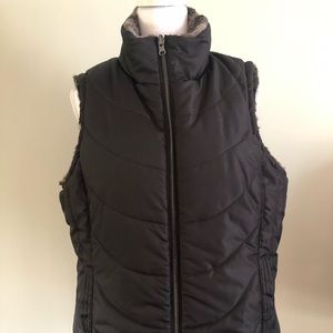 Sleeveless double sided winter coat/vest.